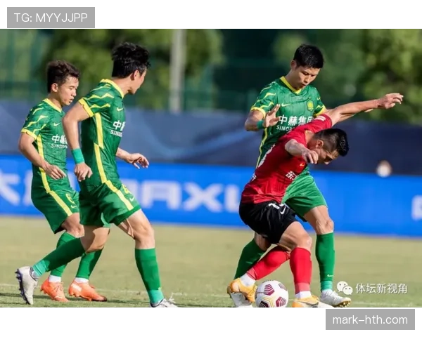 科雷亚闪电突破展现速度与技术 助力球队力克对手防线 科雷亚闪电突破展现速度与技术 助力球队力克对手防线