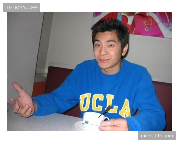 邢傲伟又换新车了，这车价都能买套房吧？